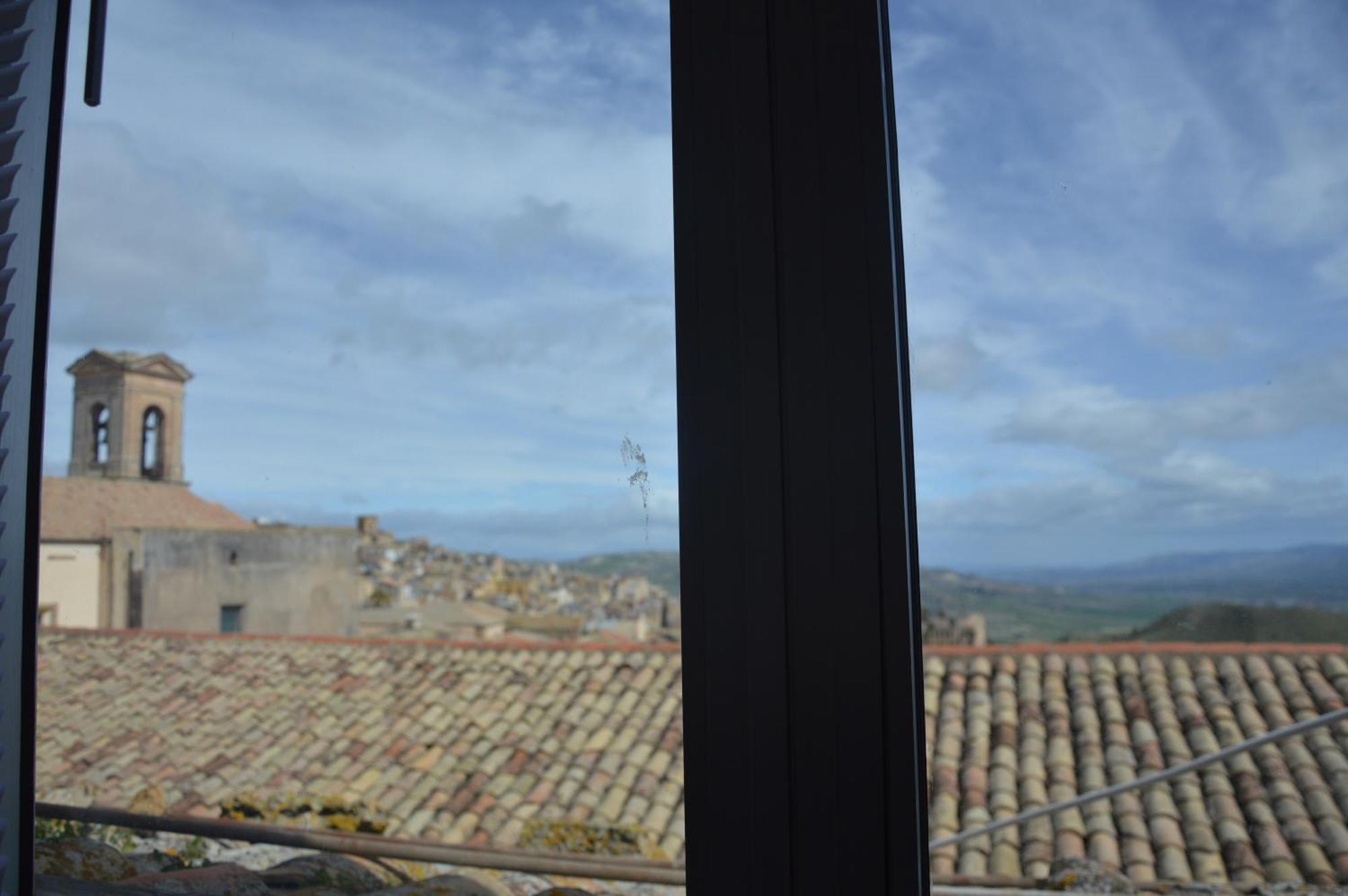 I Colori Della Sicilia Noblesse Lägenhet Caltagirone Exteriör bild